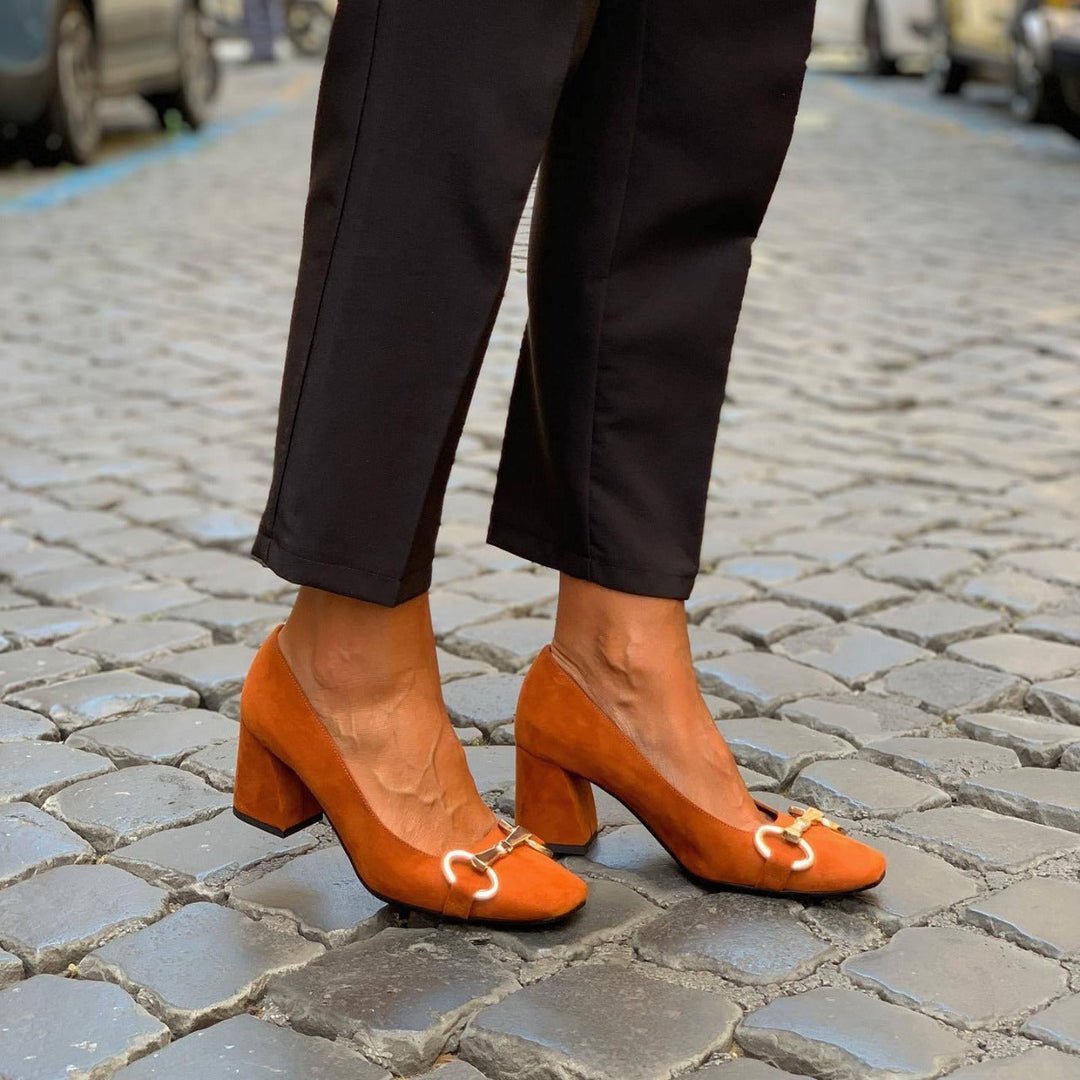Brinley Gold Accent Pumps - Elena Harper