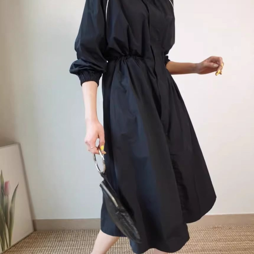 Women's Lightweight Windbreaker Coat with Drawstring and Raglan Sleeves
