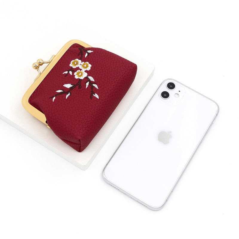 Vintage Floral Embroidered Wallet