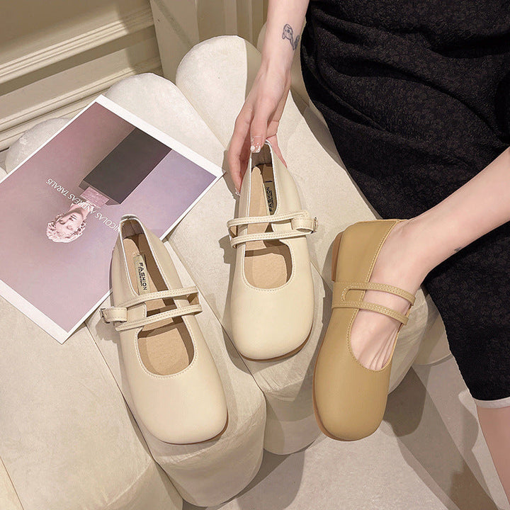 Women's Ballerinas with Adjustable Strap and Soft Lining EB