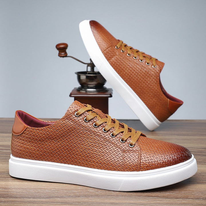 Men's Low Top Casual Style Synthetic Leather Sneakers - Álvaro