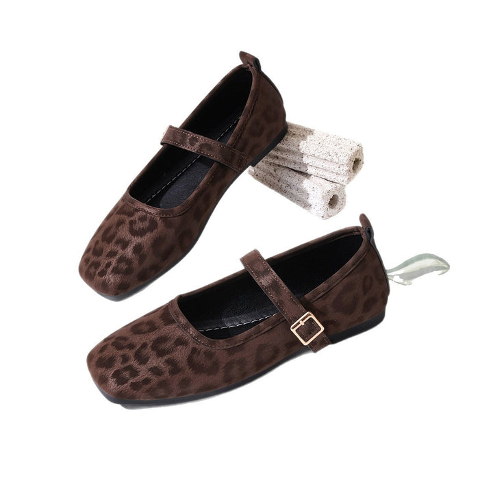 Ladies' Ballerinas with Trendy Leopard Print and Decorative Strap EB