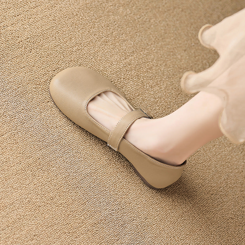 Ladies' Ballerinas with Adjustable Strap and Comfortable Lining EB