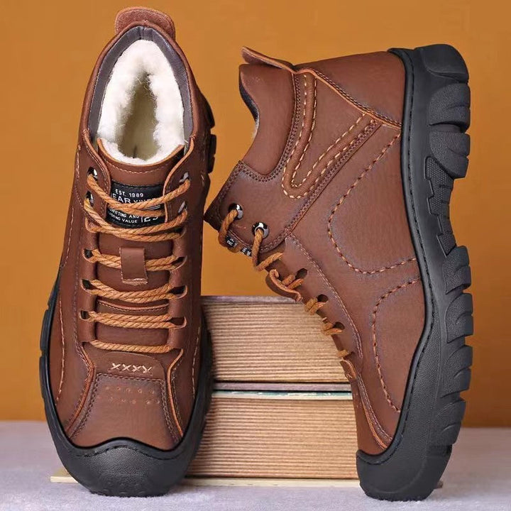 Women's Adventurous Outdoor Ankle Boots with Non-Slip Sole and Warm Lining EB