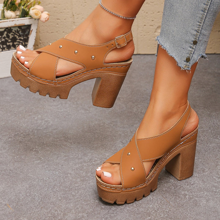 Women's Comfortable Platform Sandals with Crossed Straps EB
