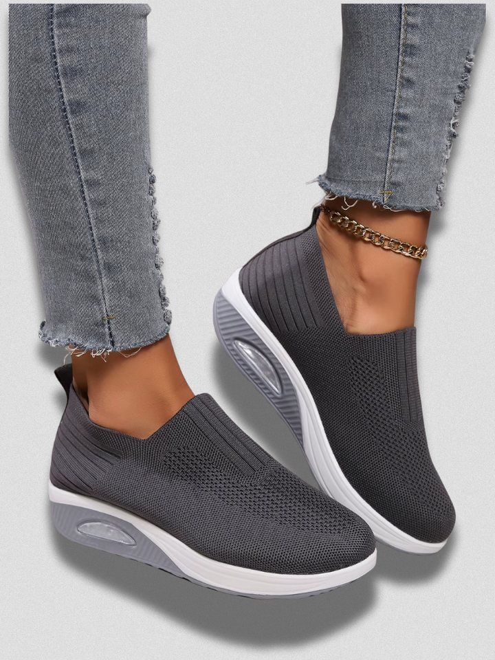 ADRIENNE WALKING SHOES