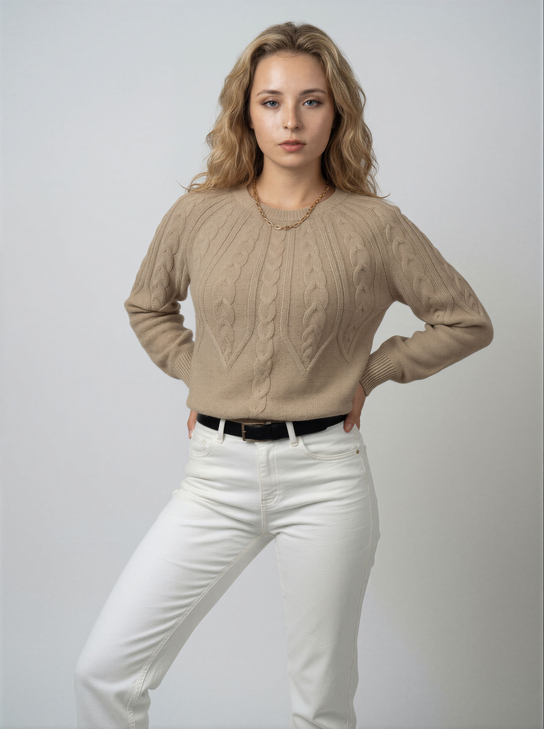 Women's Pullover | Timeless Cable Knit with Round Neck