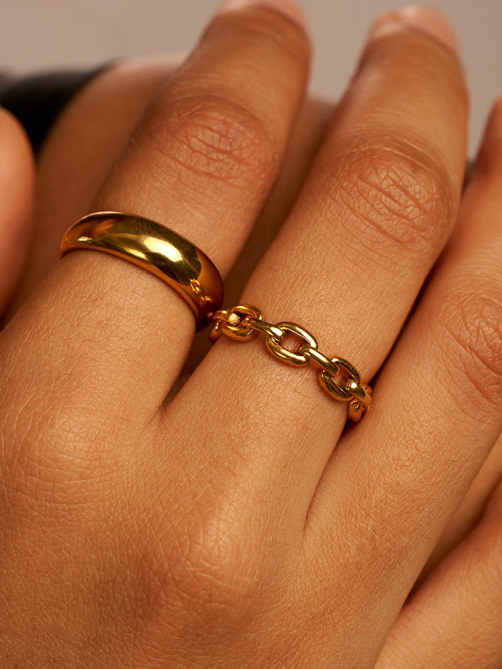 Value Ring, view 3 - Elena Harper