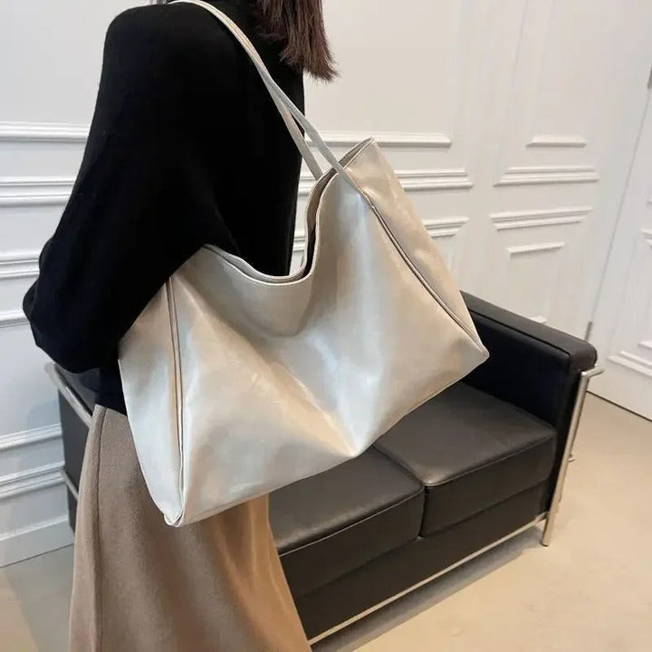 Jeromia Elegant Leather Bag - Elena Harper