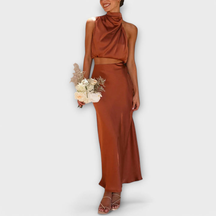 Gown for an elegant look, view 6 - Elena Harper
