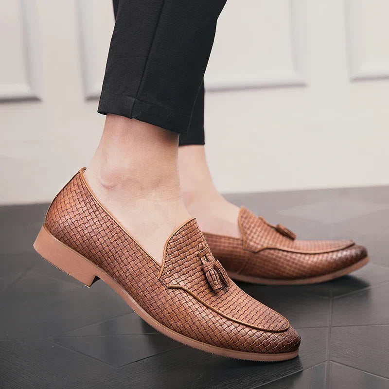 comfortable loafers with classic design EB EB