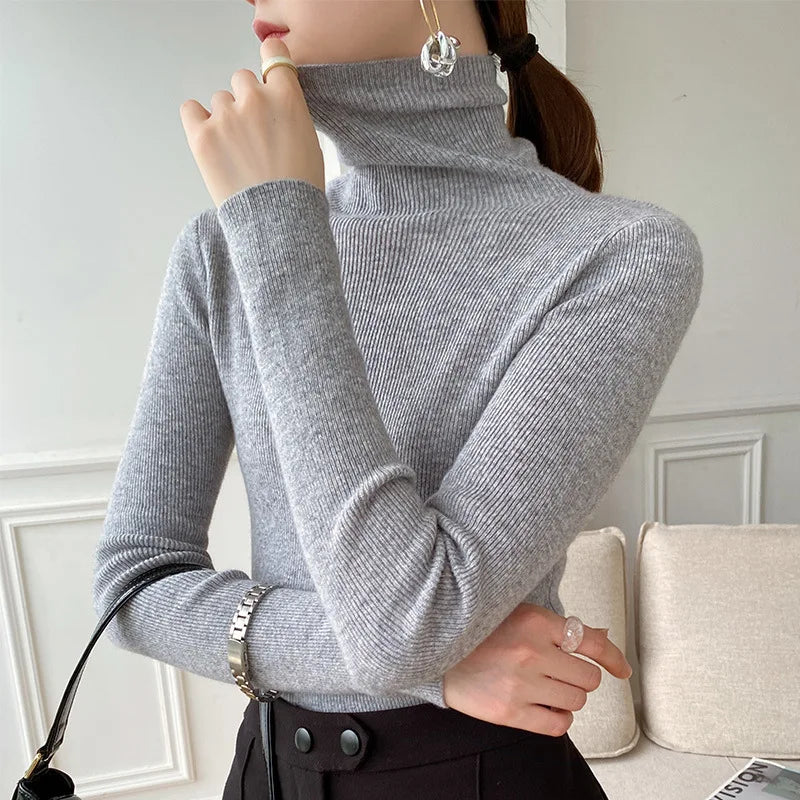 Camille Cashmere Turtleneck - Elena Harper