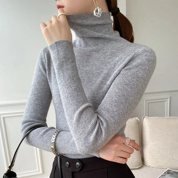 Camille Cashmere Turtleneck - Elena Harper