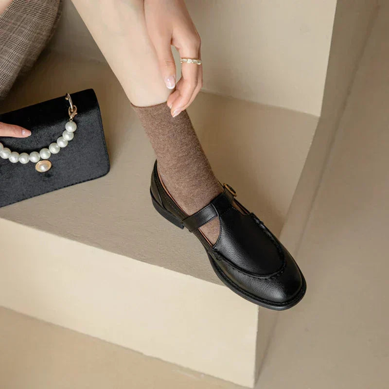 Belliora Retro Shoes