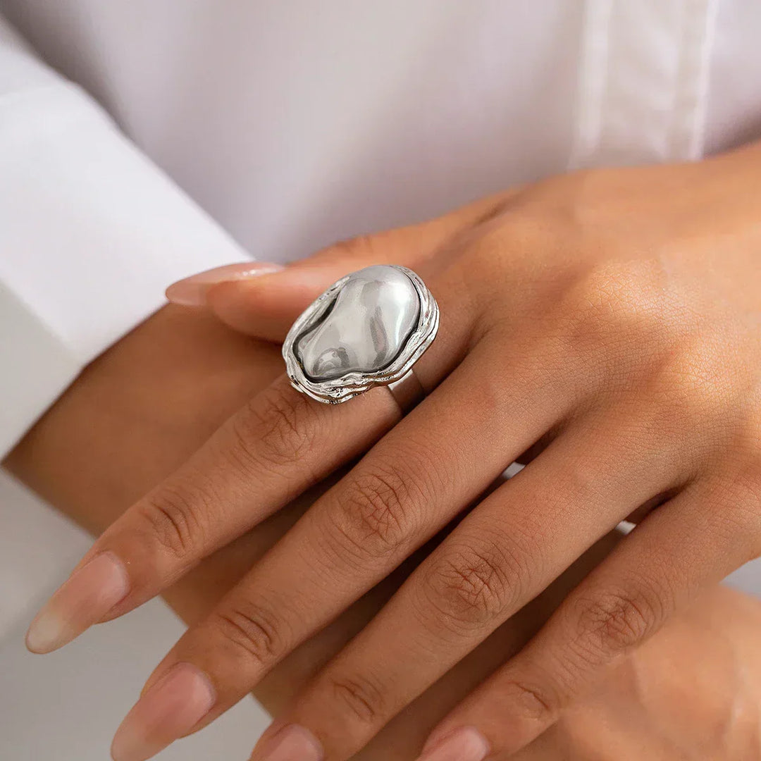 Chunky Baroque Pearl Cocktail Rings - Elena Harper