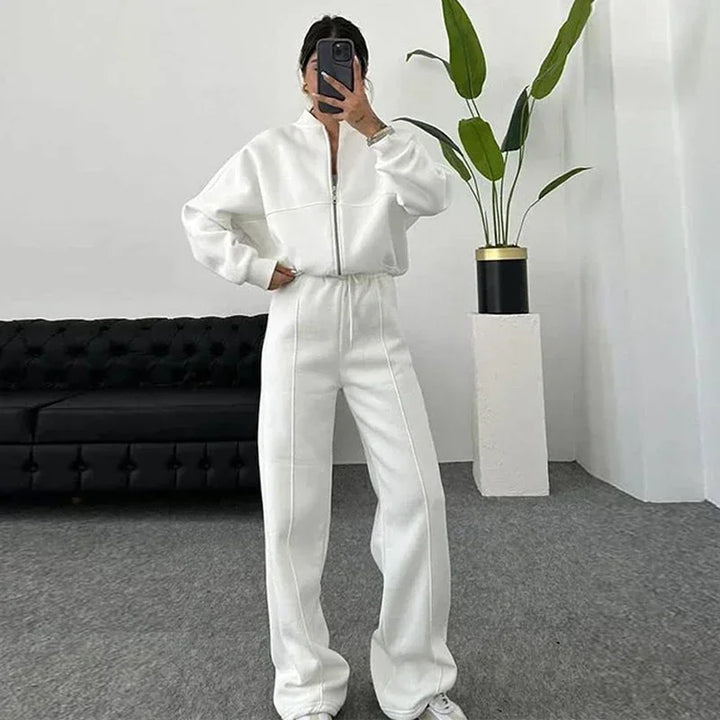 Isotta Soft Luxe Set, view 5 - Elena Harper