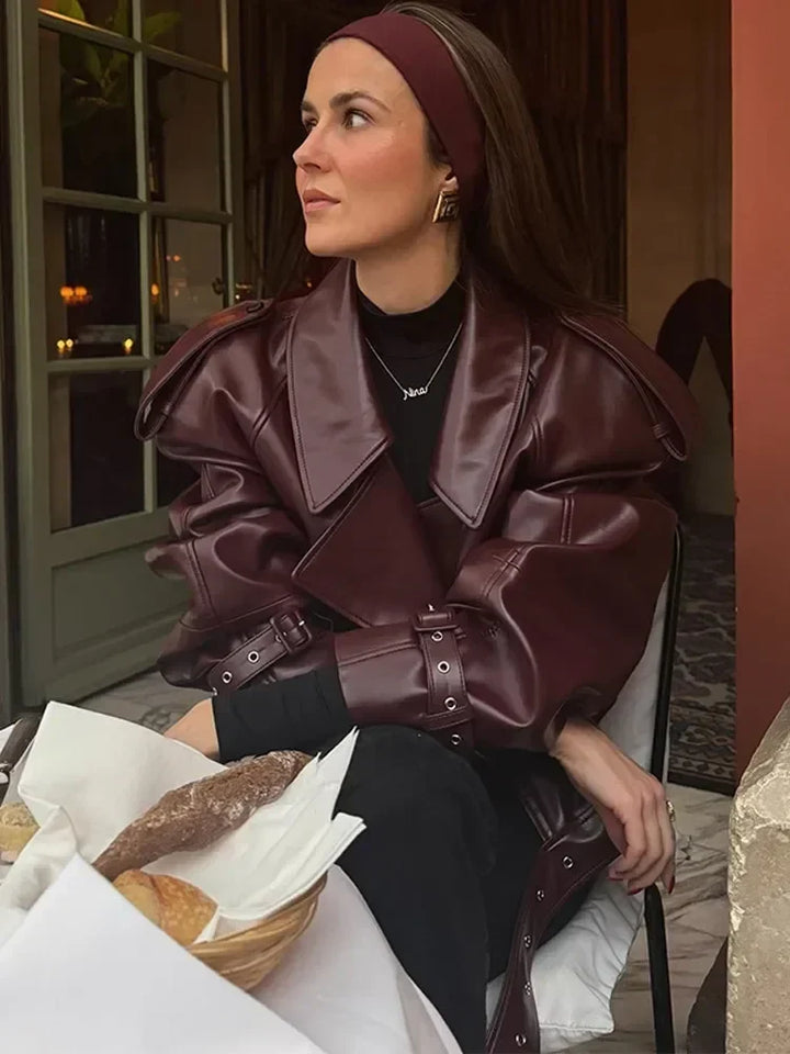 Léa Elegant coat, view 5 - Elena Harper