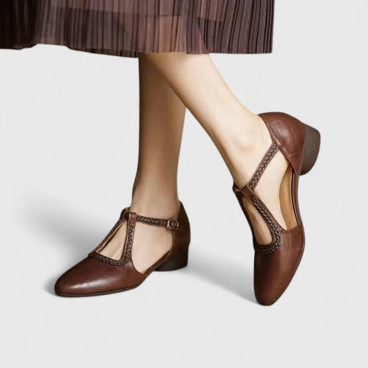 Delphine Elegant Flat Sandals - Elena Harper
