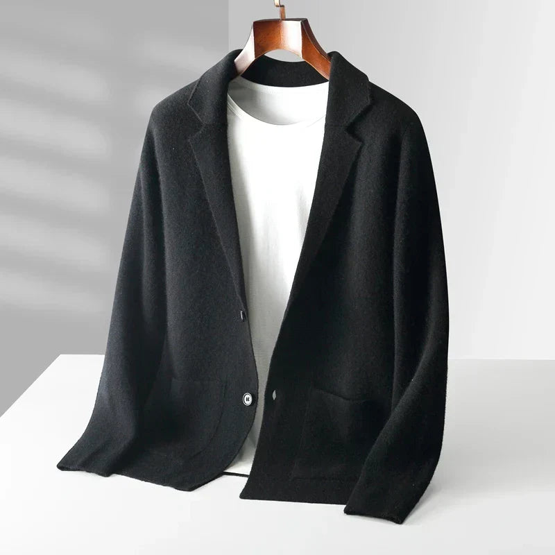 ELENA HARPER™  |  REFINED KNITTED VEST FOR MEN