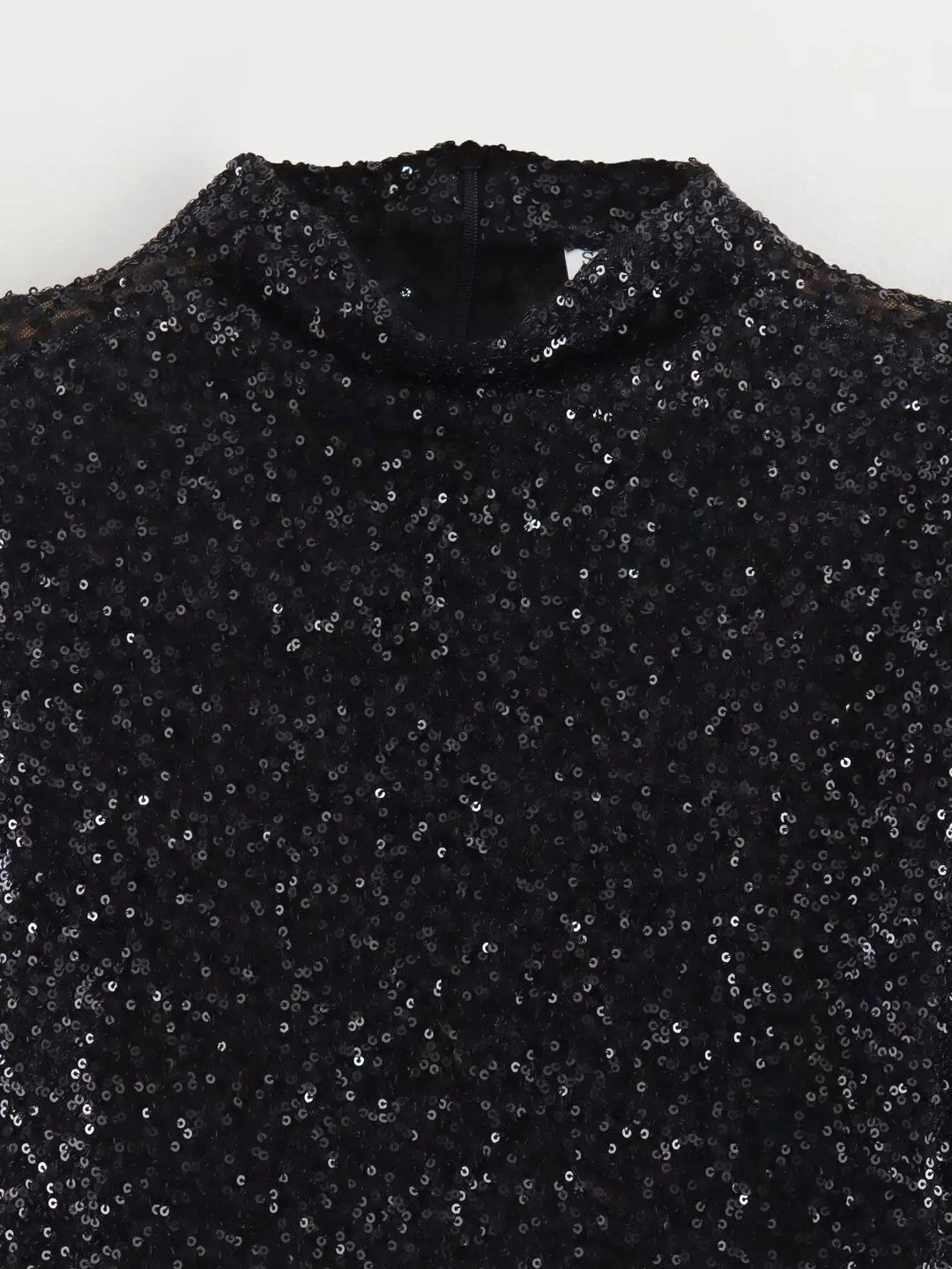 Vayenna – Padded Shoulder Sequin Mini Dress