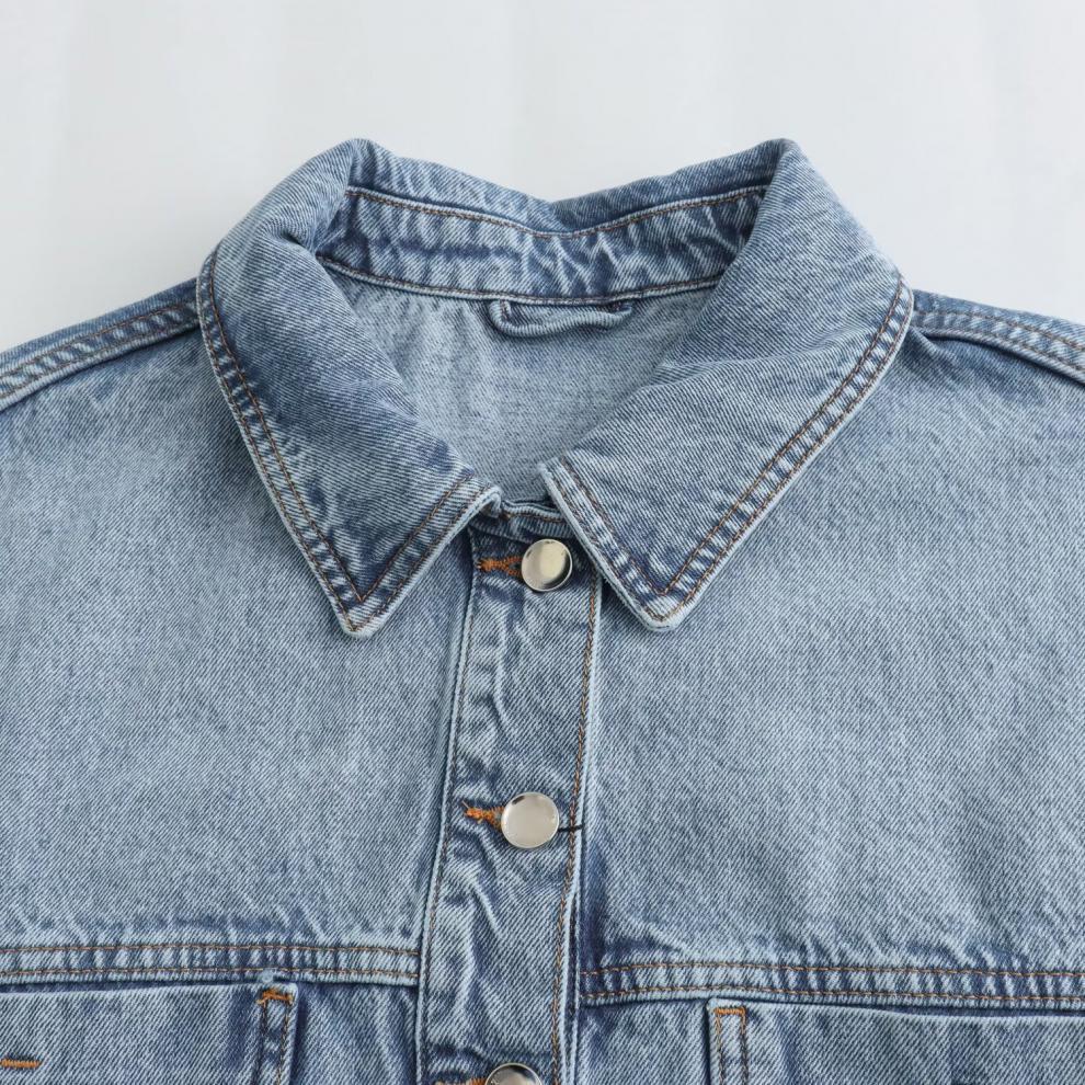 Joanne - Women's Denim Jacket with Large Pockets