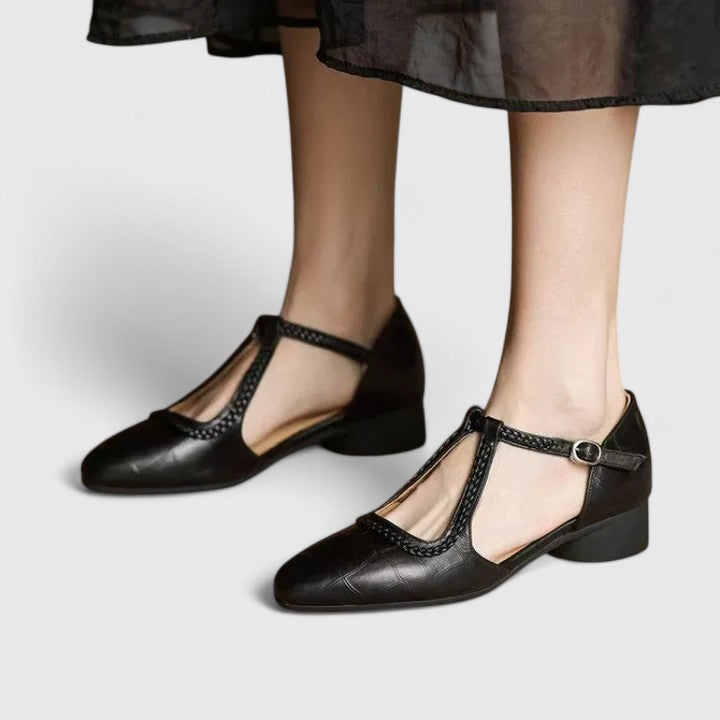 Delphine Elegant Flat Sandals - Elena Harper