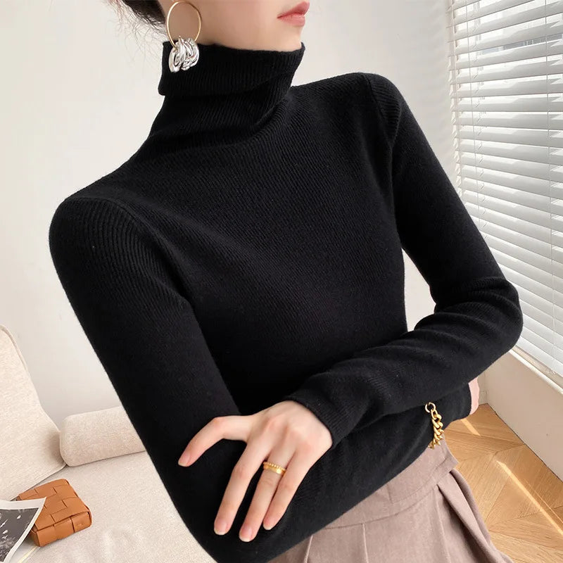 Camille Cashmere Turtleneck - Elena Harper