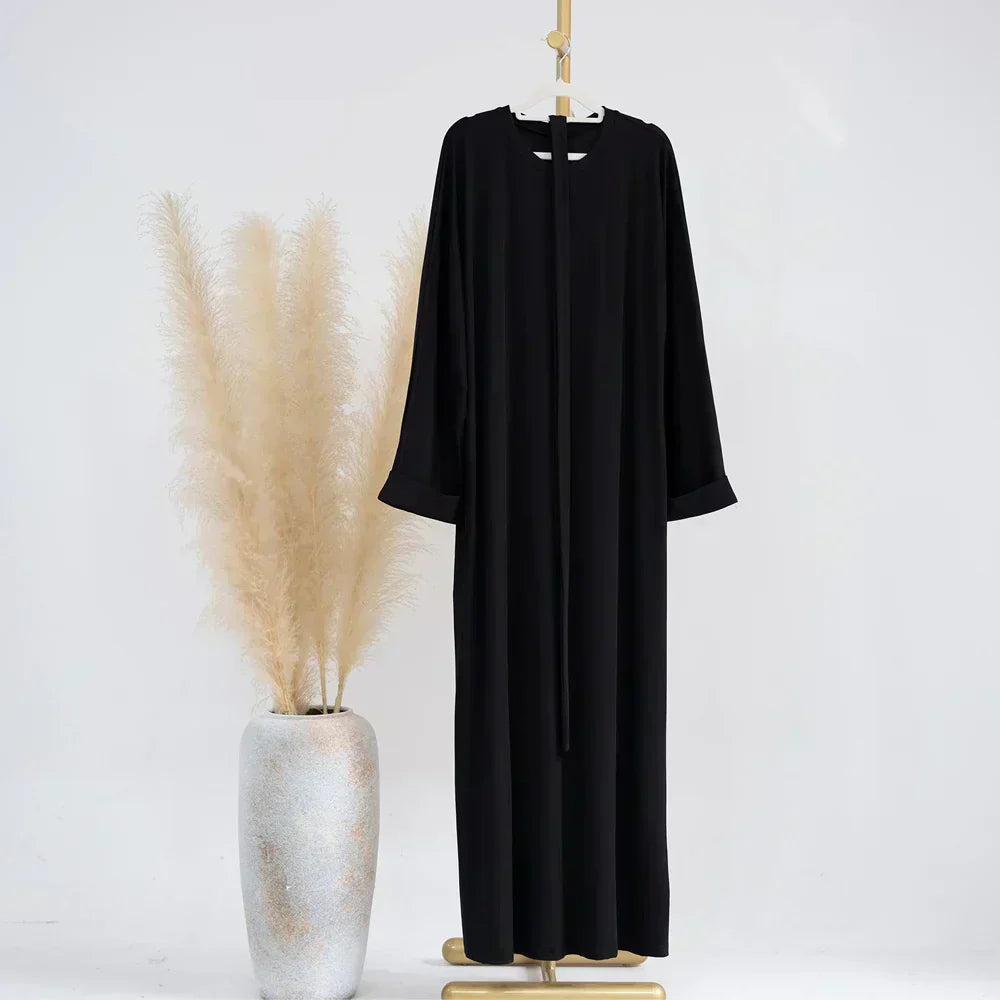 Ariane - Elegant Knitted Abaya with Belt and Side Pockets