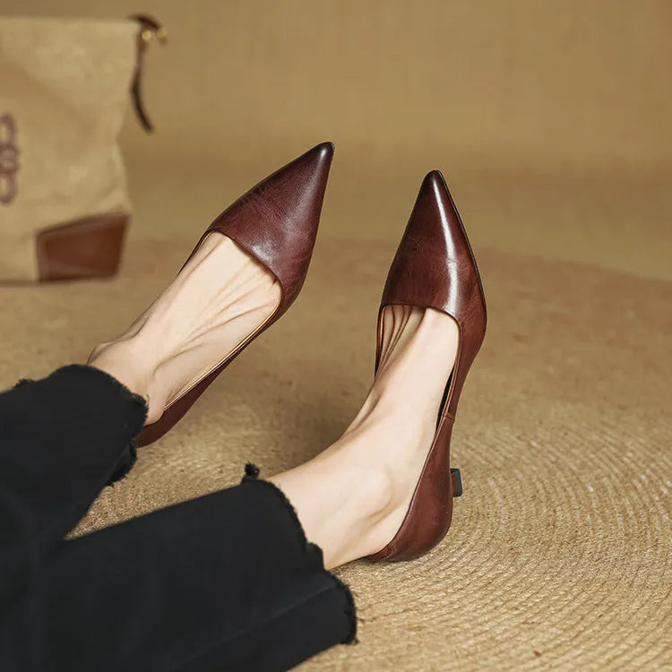 LEONIE – CLASSIC POINTED TOE LEATHER HEELS
