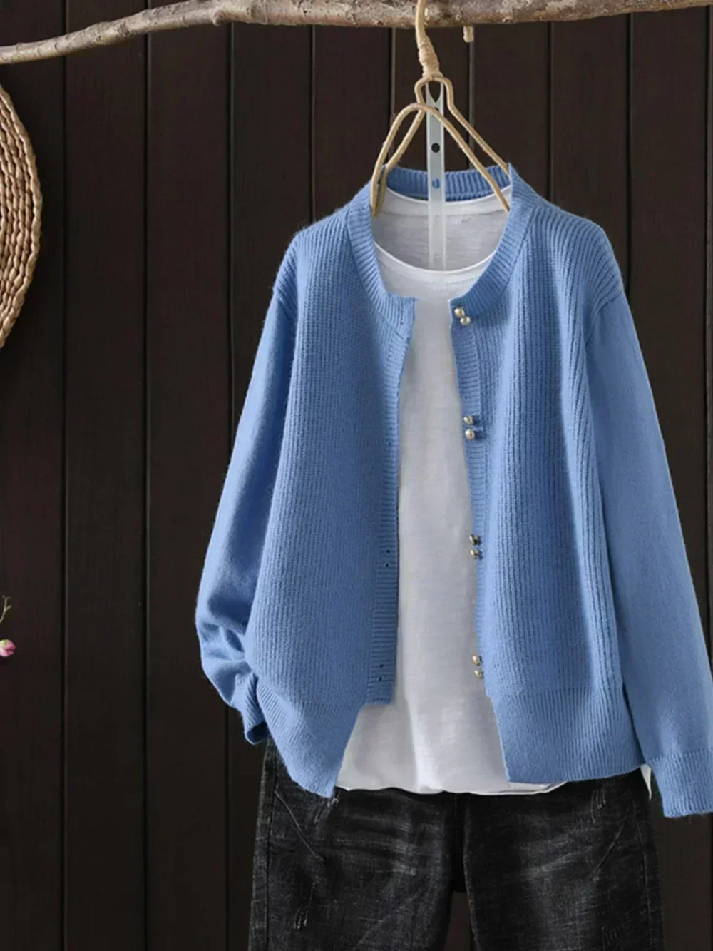 Auri Comfortable Cardigan - Elena Harper