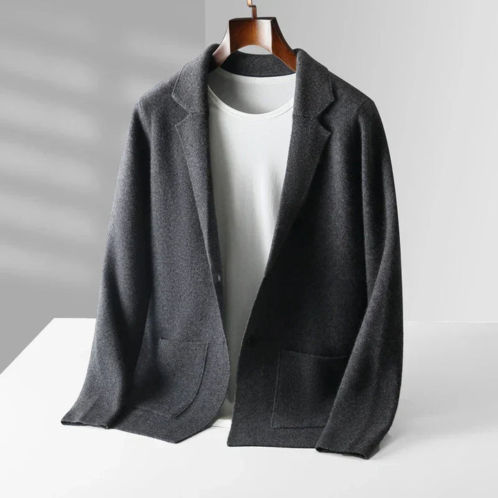 ELENA HARPER™  |  REFINED KNITTED VEST FOR MEN