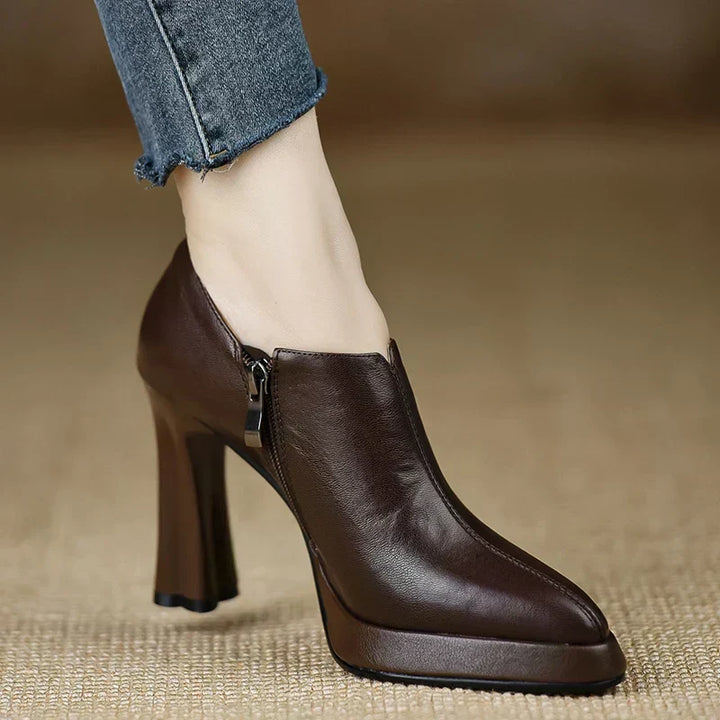 Carina Stylish Pumps - Elena Harper