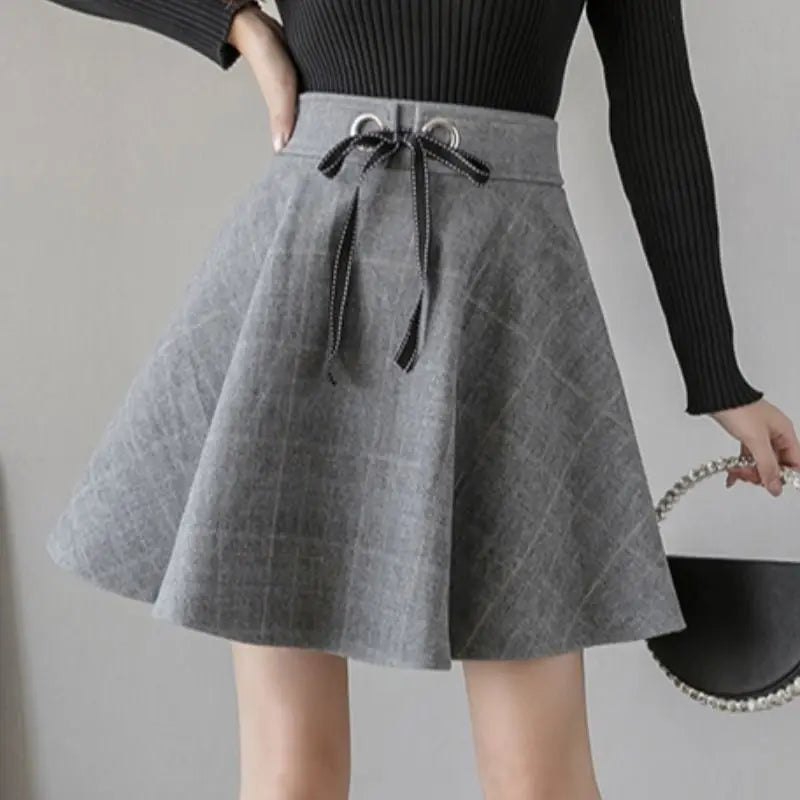 High-Waisted Mini Skirt with Plaid Pattern and Elastic Band – Cotton Blend