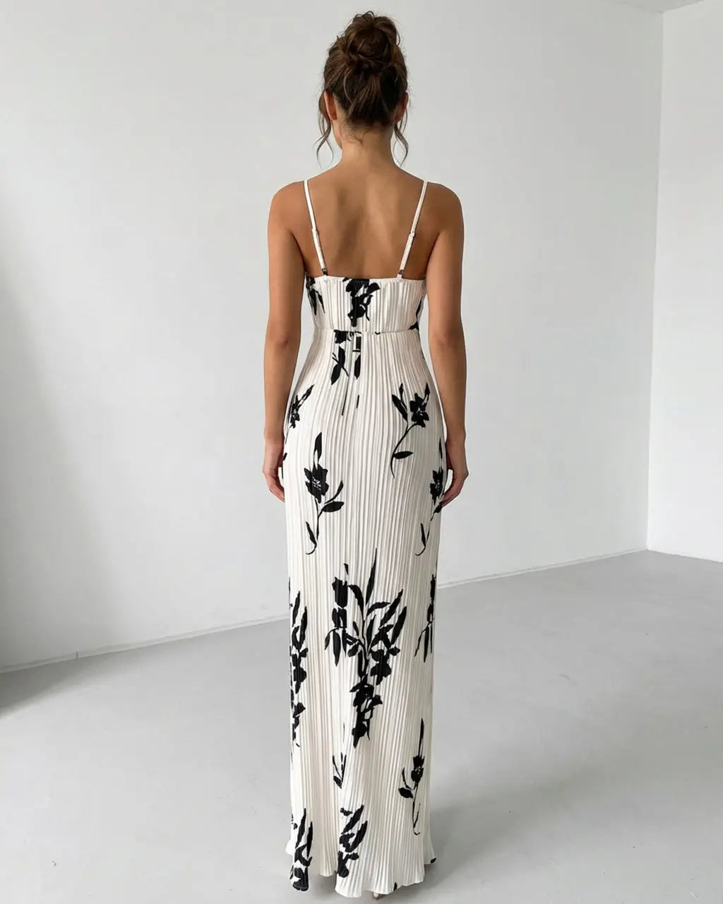 Maxi floral dress for women with twist bustier - Fluid and refined