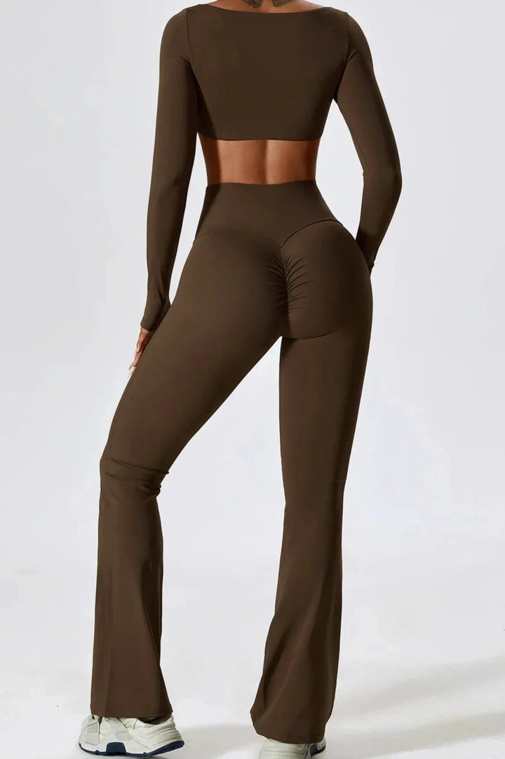 SENNA Set of flared leggings and long sleeve crop top, view 4 - Elena Harper