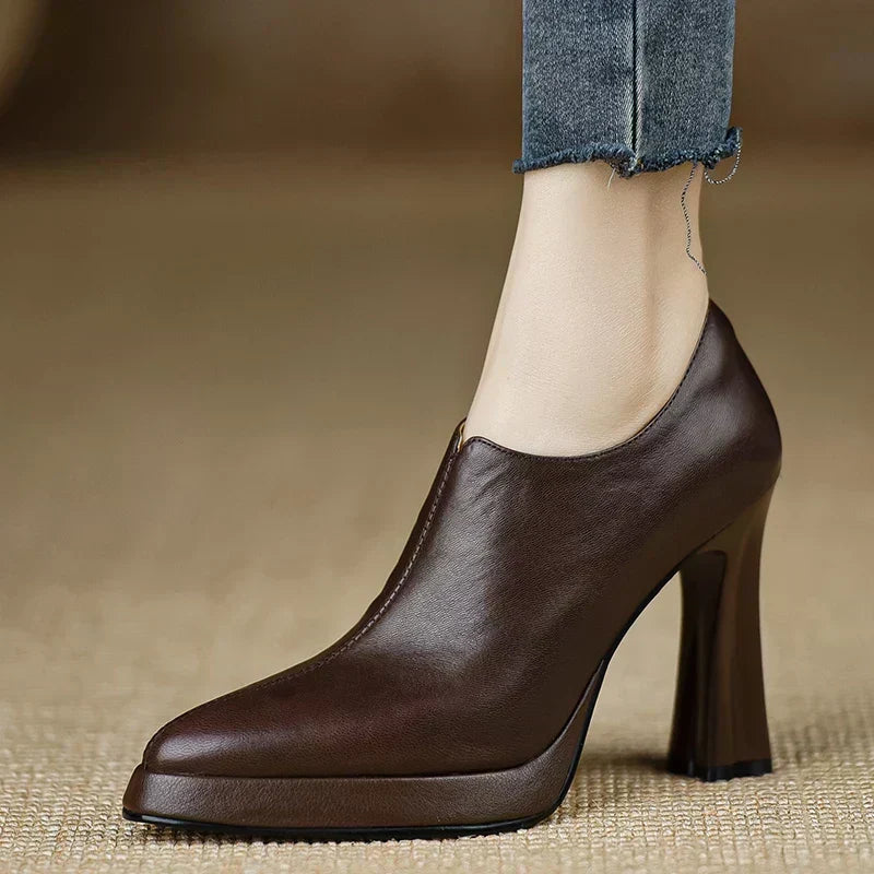 Carina Stylish Pumps - Elena Harper