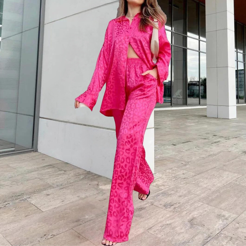 Chic and Comfortable Two-Piece Set for Women - Celeste