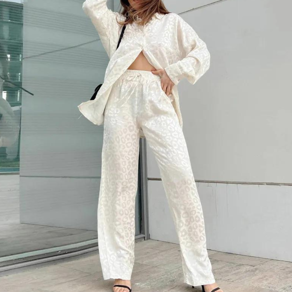 Chic and Comfortable Two-Piece Set for Women - Celeste