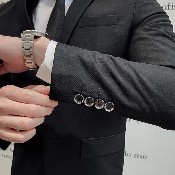 Elegant Business Suit for Men - Elena Harper