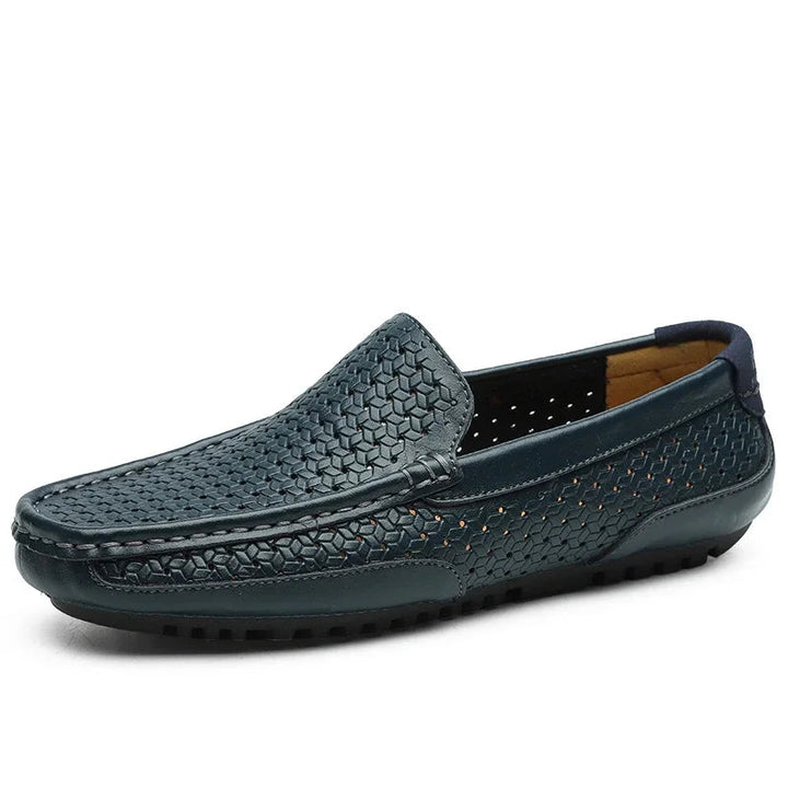 Aania - Leather Moccasins