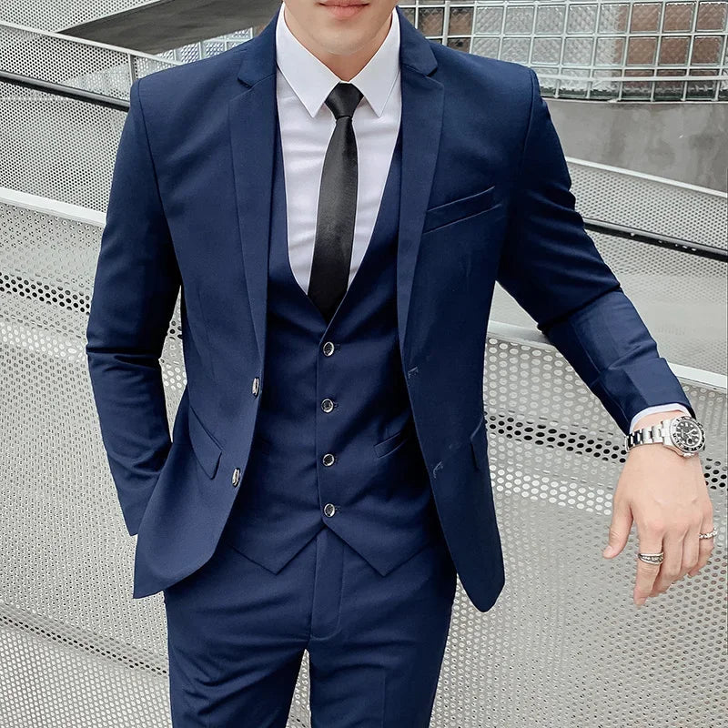 Elegant Business Suit for Men - Elena Harper