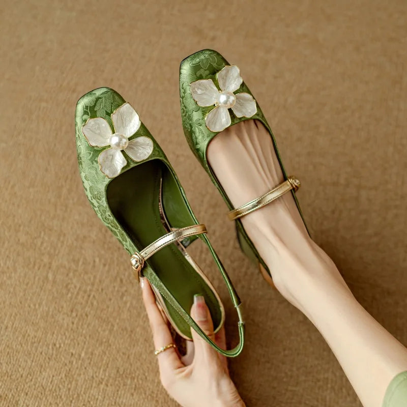 Eloise Elegant Pumps - Elena Harper