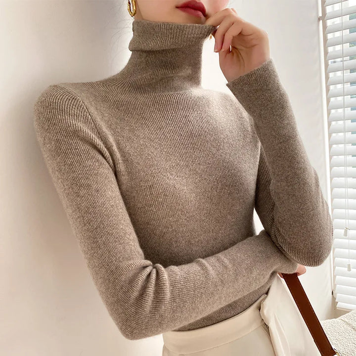 Camille Cashmere Turtleneck - Elena Harper