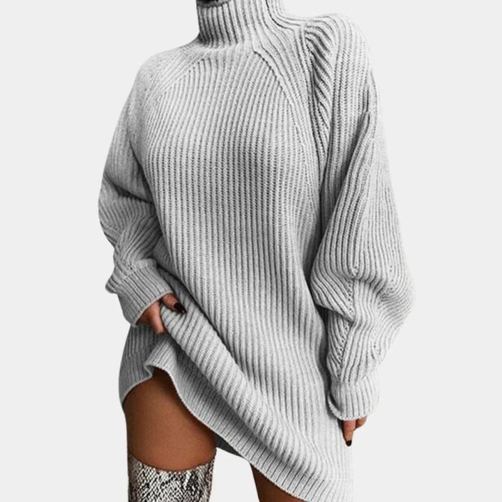 Women's Oversized Sweater with Ribbed Cuffs and Hem