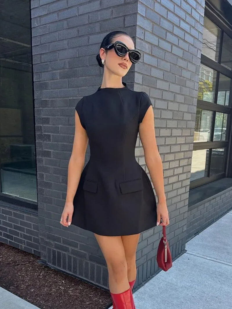 Violette Elegant fitted dress for special occasions - Elena Harper