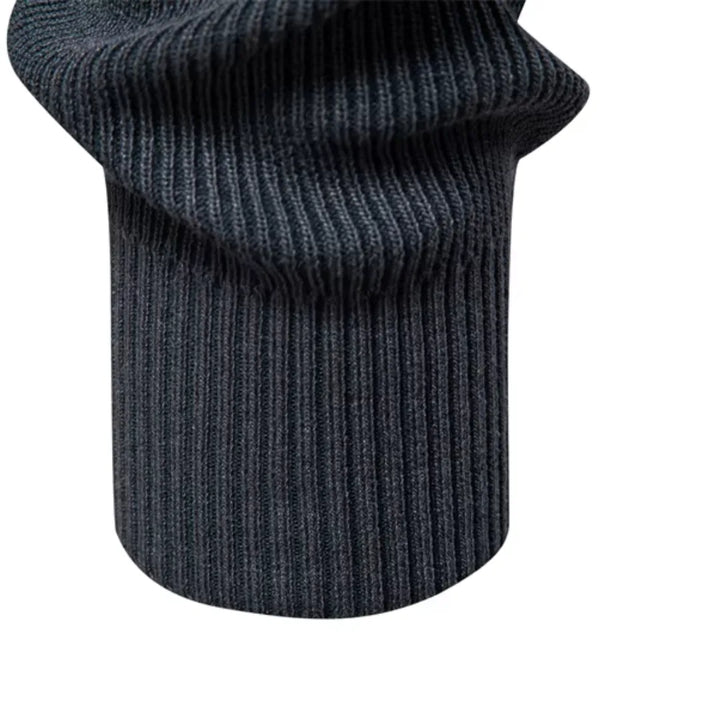 Thomas - Timeless Fitted Round Neck Sweater