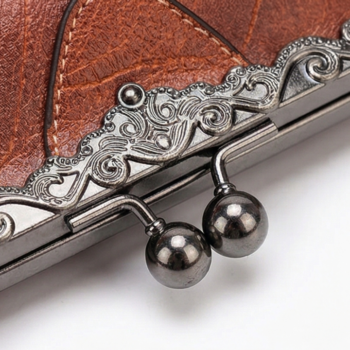 Bellora Vintage Kiss Lock Handbag - Elena Harper