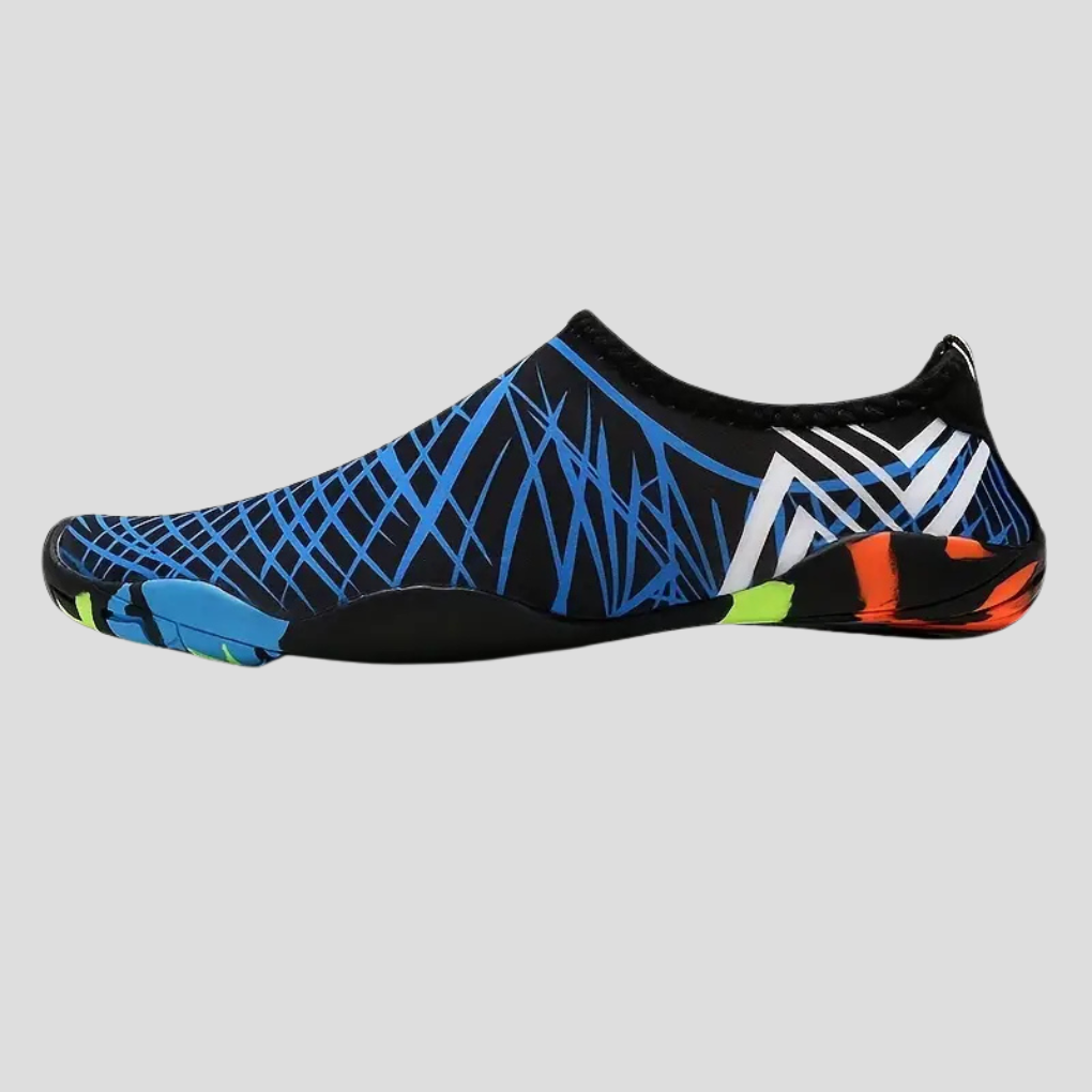Men’s Water Shoes Slip-Resistant Design for Beach & Pool Use, view 4 - Elena Harper
