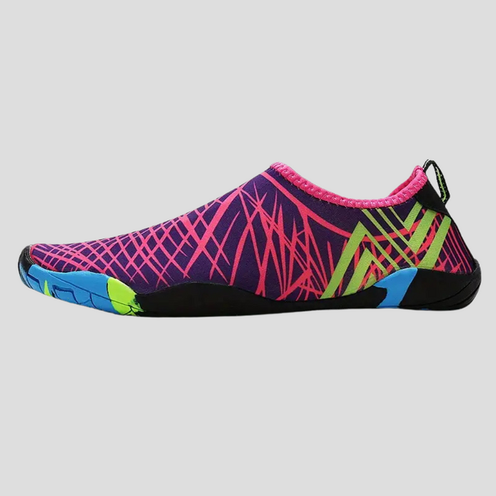 Men’s Water Shoes Slip-Resistant Design for Beach & Pool Use, view 5 - Elena Harper