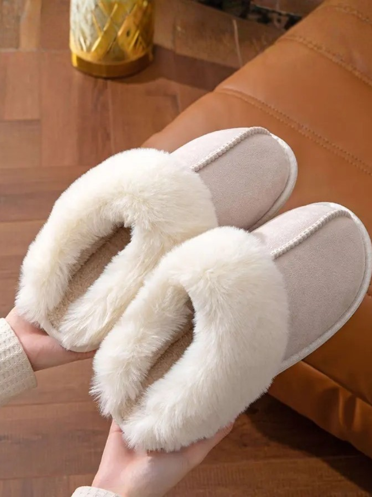 Abigail Plush Slippers - Elena Harper